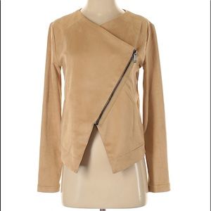 Express fawn a symmetrical zip front jacket